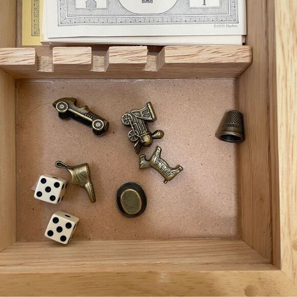 VINTAGE 2001 NOSTALGIC ALL ABOARD! MONOPOLY GAME IN WOODEN BOX - Picture 5 of 6